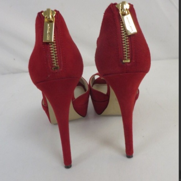 🎉SALE 🎉 MK Red Suede Peep-Toe Platform - Picture 4 of 6
